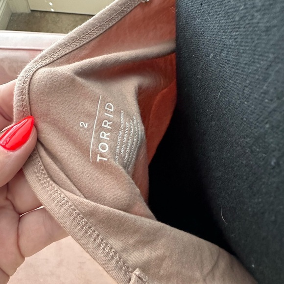 Plus Size 2X Torrid Rose Gold Sequins Sleeveless Camisole - Picture 5 of 5